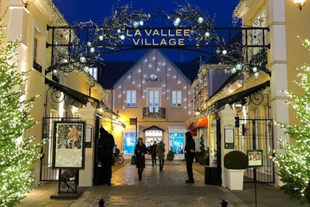 Sejour En Famille Ou Amis A Disneyland & Paris Lognes Eksteriør bilde